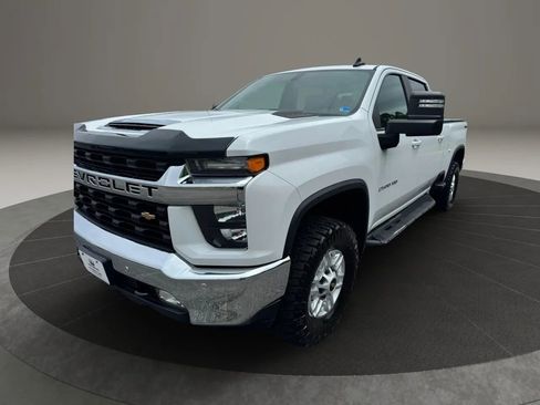 Used 2020 Chevrolet Silverado 2500 LT w/ All Star Edition AWD/4WD image 2