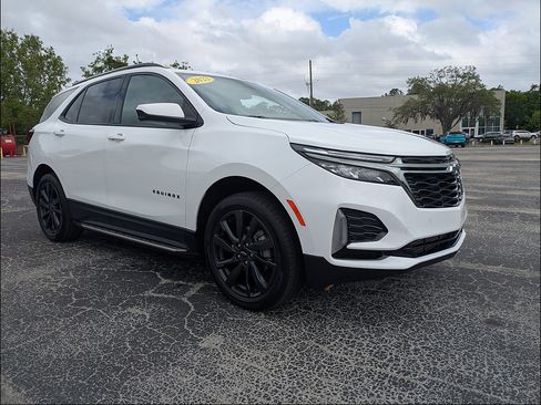 Used 2022 Chevrolet Equinox RS AWD/4WD image 2