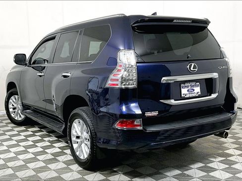 Used 2022 Lexus GX 460 image 11