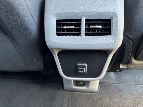 Used 2022 GMC Terrain SLE w/ Driver Convenience Package image 21