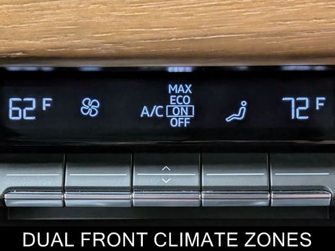 Used 2023 Audi e-tron GT Premium Plus image 28