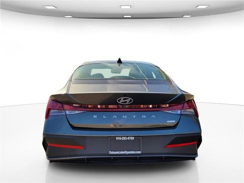 New 2026 Hyundai Elantra Blue image 8
