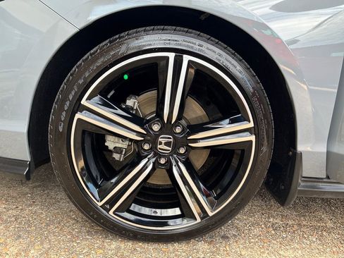 Used 2023 Honda Accord Sport image 27