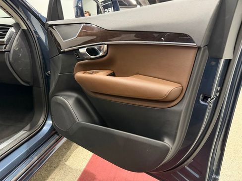 Used 2019 Volvo XC90 T6 Momentum w/ Advanced Package image 35