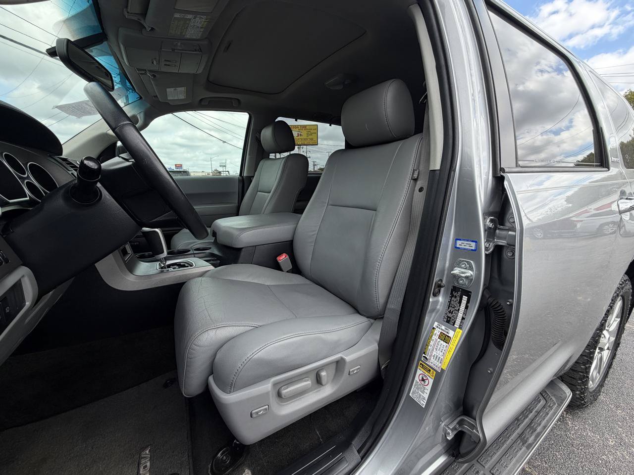 Used 2012 Toyota Sequoia Limited RWD image 10