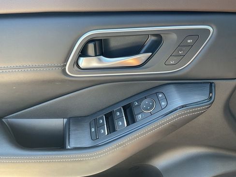 Used 2021 Nissan Rogue SL w/ Premium Package FWD image 23