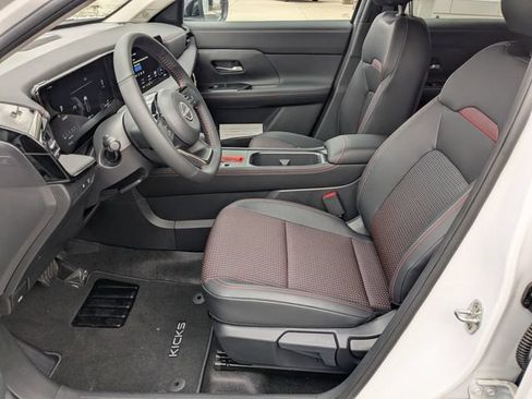 New 2026 Nissan Kicks SR w/ Cold Weather Package FWD image 13