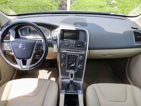 Used 2015 Volvo XC60 T6 Platinum AWD/4WD image 6