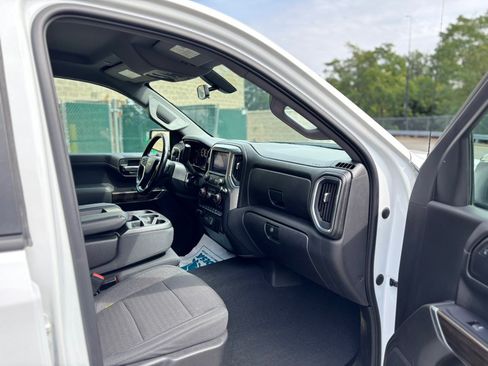 Used 2021 Chevrolet Silverado 1500 LT w/ LPO, Liner Protection Package AWD/4WD image 32