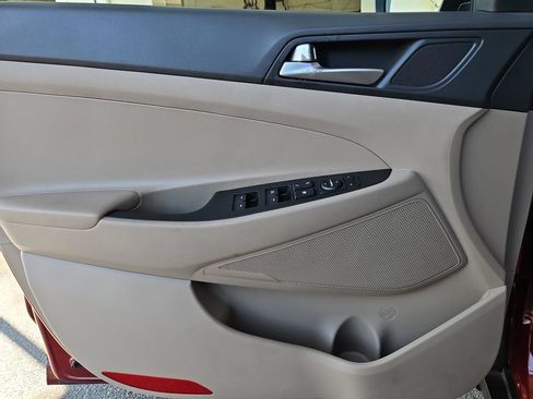 Used 2020 Hyundai Tucson SEL FWD image 25