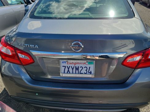 Used 2017 Nissan Altima 2.5 S w/ Power Driver Seat Package FWD image 6