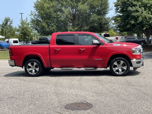 Used 2019 RAM 1500 Laramie AWD/4WD image 18