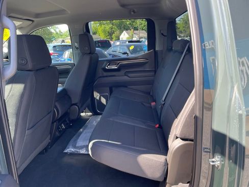 Used 2025 Chevrolet Silverado 1500 LT AWD/4WD image 22
