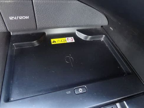 Used 2023 Toyota Camry XSE image 20