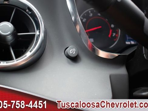 Used 2022 Chevrolet Camaro LT image 39