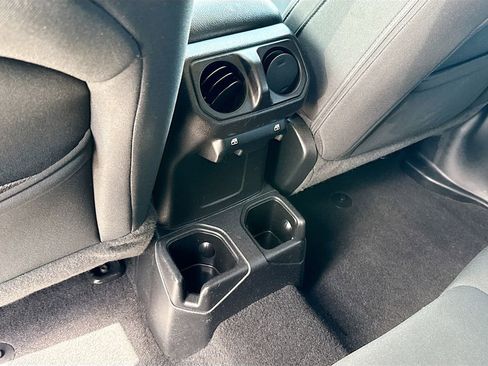 Used 2021 Jeep Wrangler Unlimited Sport S image 27