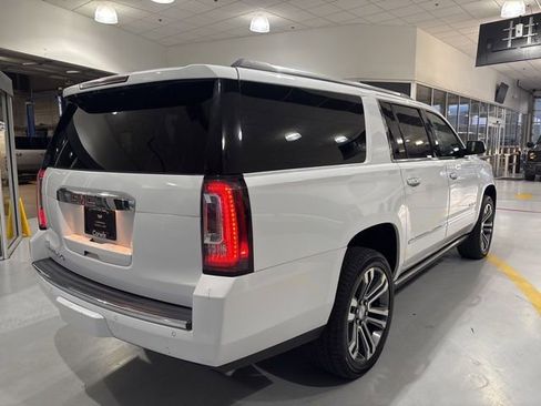 Used 2018 GMC Yukon XL Denali w/ Denali Ultimate Package AWD/4WD image 6