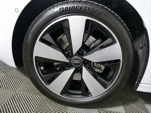 Used 2025 Audi A5 2.0T Premium Plus w/ Premium Plus image 9