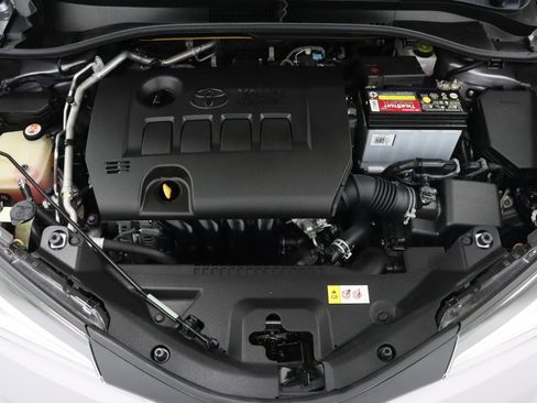Certified 2019 Toyota C-HR XLE image 36