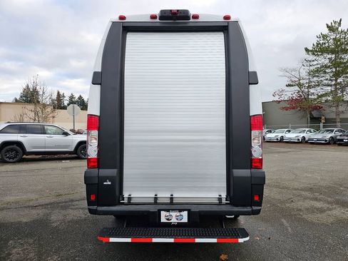 New 2024 RAM ProMaster 3500 w/ Delivery Van Package FWD image 5