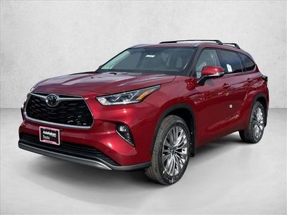 New 2026 Toyota Highlander Platinum