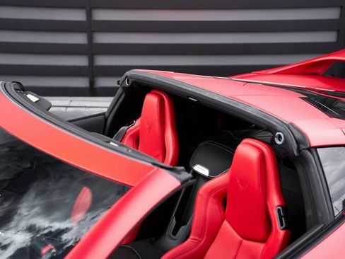 Used 2020 Chevrolet Corvette Stingray Coupe w/ 1LT image 18