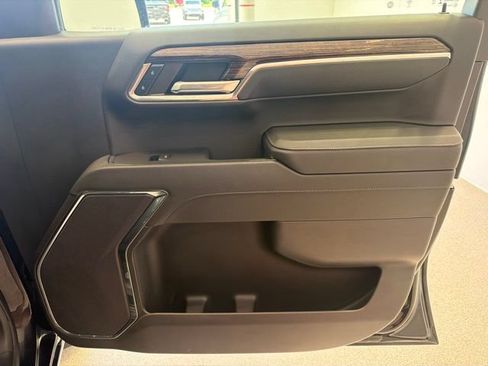 Certified 2024 GMC Sierra 1500 Elevation AWD/4WD image 11