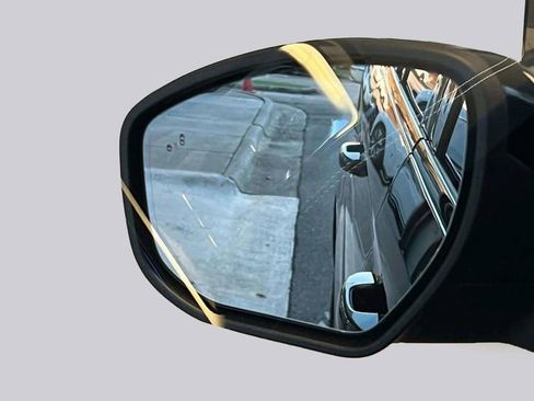 Used 2025 Ford Expedition Max Platinum w/ Stealth Appearance Package image 35