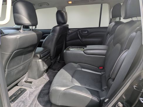 Used 2020 INFINITI QX80 Luxe w/ Proassist Package RWD image 14