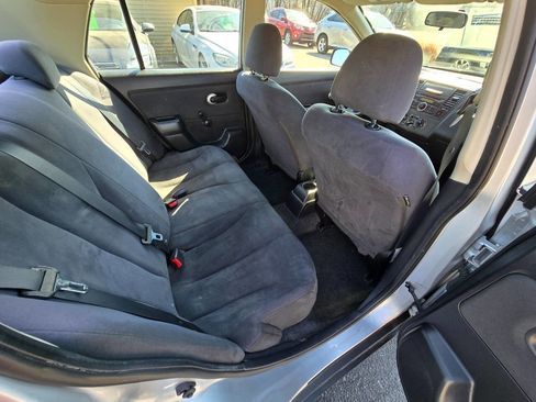 Used 2009 Nissan Versa Sedan image 21