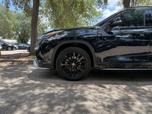 Used 2025 Toyota Highlander XSE AWD/4WD image 31