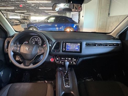 Used 2022 Honda HR-V EX image 16