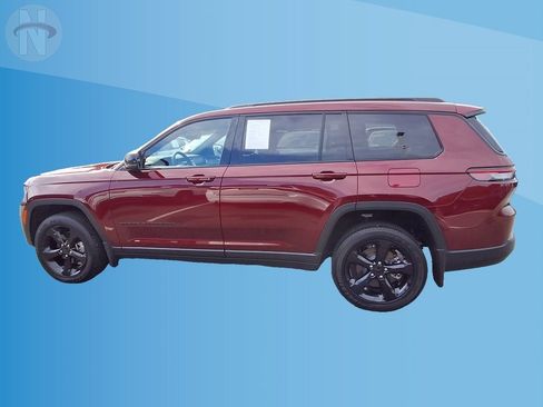 Certified 2025 Jeep Grand Cherokee L Altitude AWD/4WD image 5