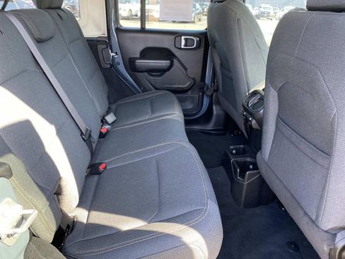 Used 2024 Jeep Wrangler Unlimited Sport AWD/4WD image 25