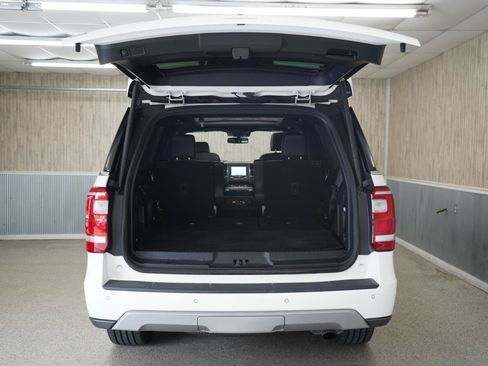 Used 2021 Ford Expedition XLT AWD/4WD image 41