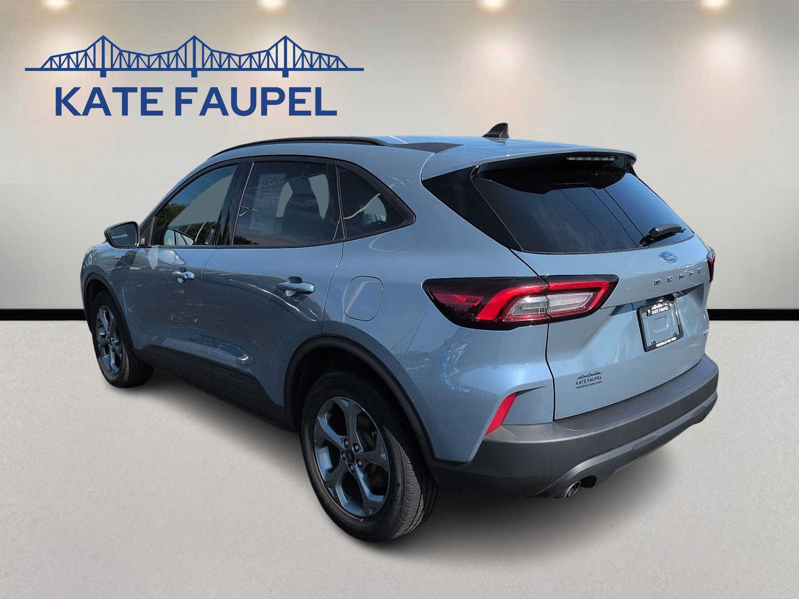 Used 2025 Ford Escape ST-Line Select AWD/4WD image 5