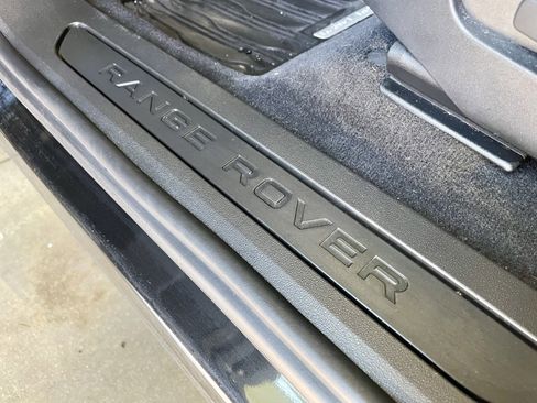 Certified 2025 Land Rover Range Rover Evoque S image 38