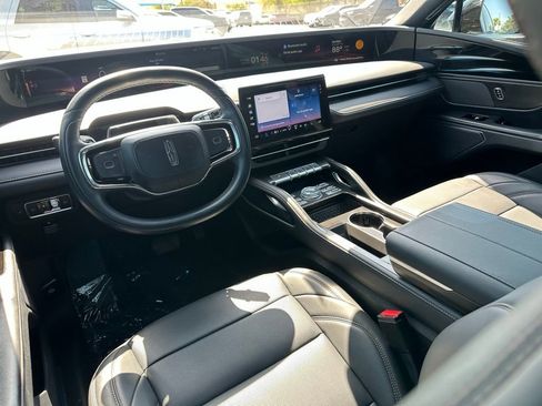 Certified 2024 Lincoln Nautilus Premier w/ Jet Appearance Package image 20