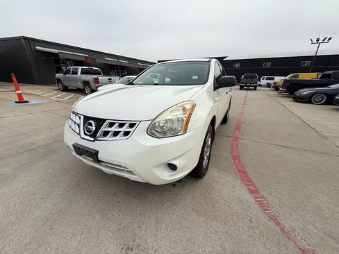 Used 2013 Nissan Rogue S image 10