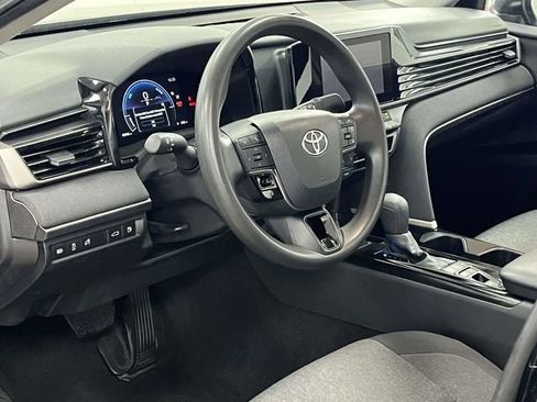 Used 2025 Toyota Camry LE FWD image 14
