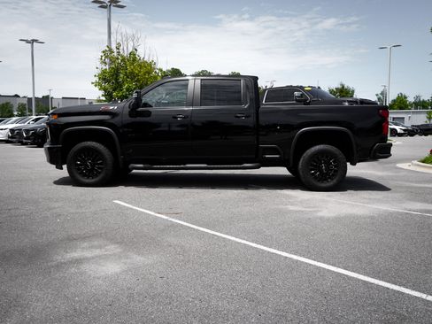 Used 2023 Chevrolet Silverado 3500 LTZ w/ LTZ Plus Package AWD/4WD image 9