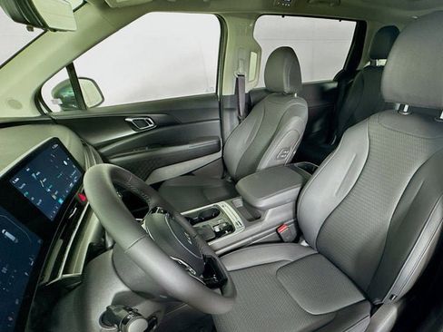 New 2026 Kia Carnival SX Prestige FWD image 25