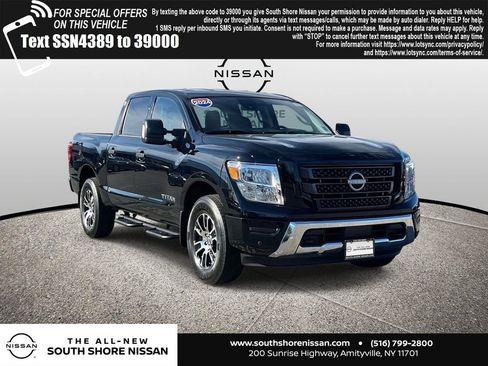 Used 2024 Nissan Titan SV w/ SV Convenience Package image 1