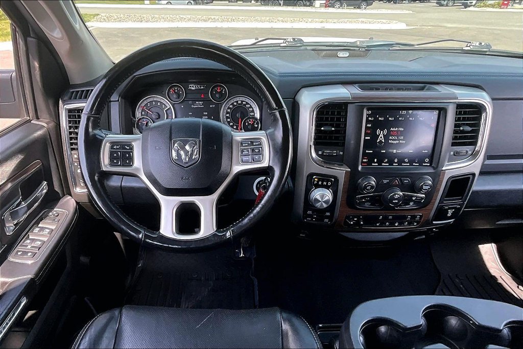 Used 2018 RAM 1500 Laramie AWD/4WD image 5