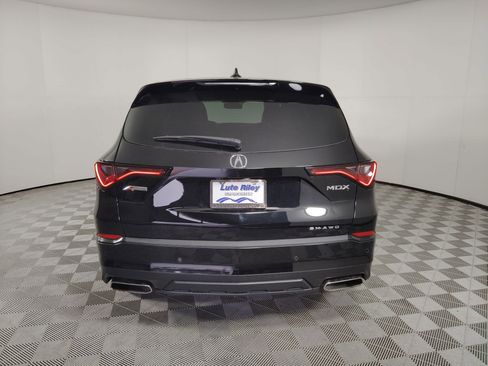 Used 2023 Acura MDX A-Spec image 9