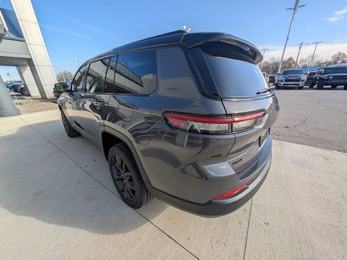 New 2025 Jeep Grand Cherokee L Limited image 6