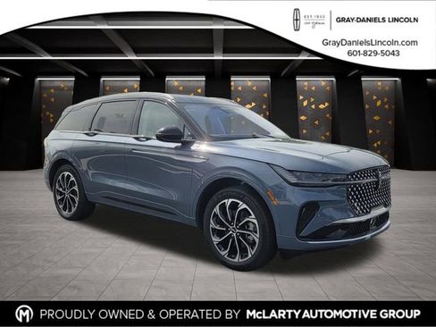 New 2026 Lincoln Nautilus Reserve image 1