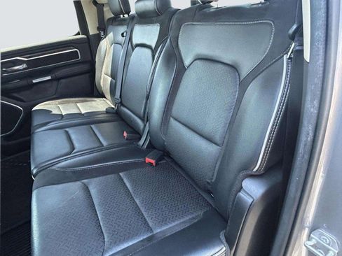Used 2019 RAM 1500 Laramie AWD/4WD image 25