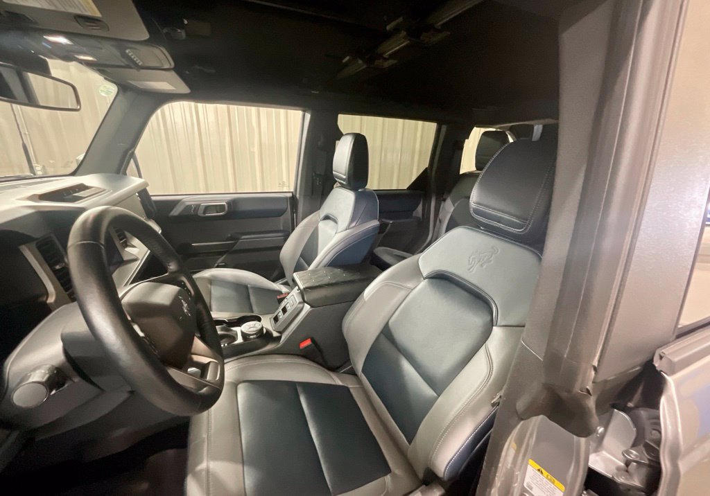 Used 2024 Ford Bronco Outer Banks AWD/4WD image 9