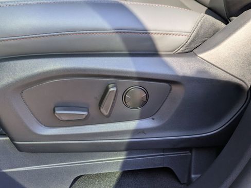 New 2026 Ford Explorer Active w/ Active Comfort Package image 12